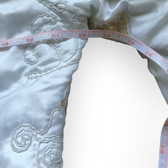 Satin Sequin Jacket Coat Women's Size 14 White Embroidery and Gold Sequins - Picture 6 of 9
